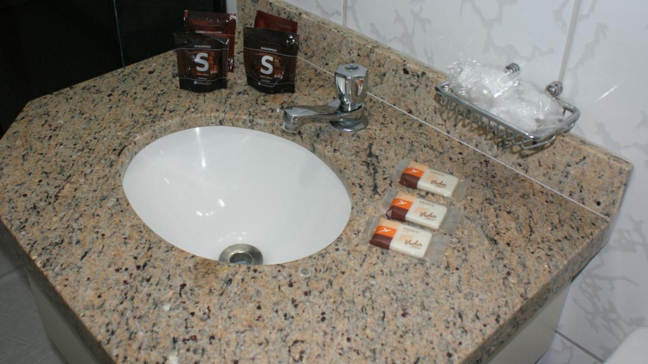Hotel Cheiro Da Terra Санта-Барбара-д'Уесті Екстер'єр фото